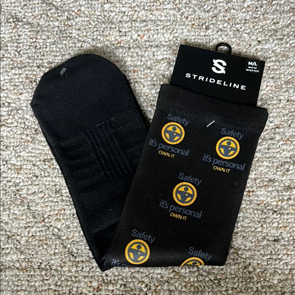 NEW Strideline M\L Black Safety Socks